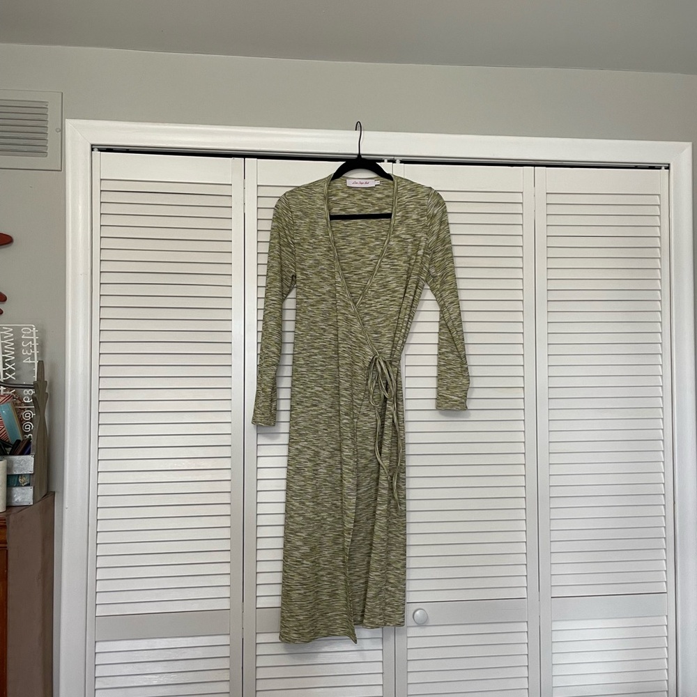 Lisa Says Gah Long Sleeve Wrap MIDI Dress